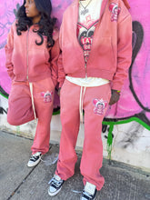 Load image into Gallery viewer, EGA “STREET LOVE” Sweats
